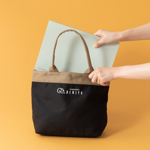 キャンバストート